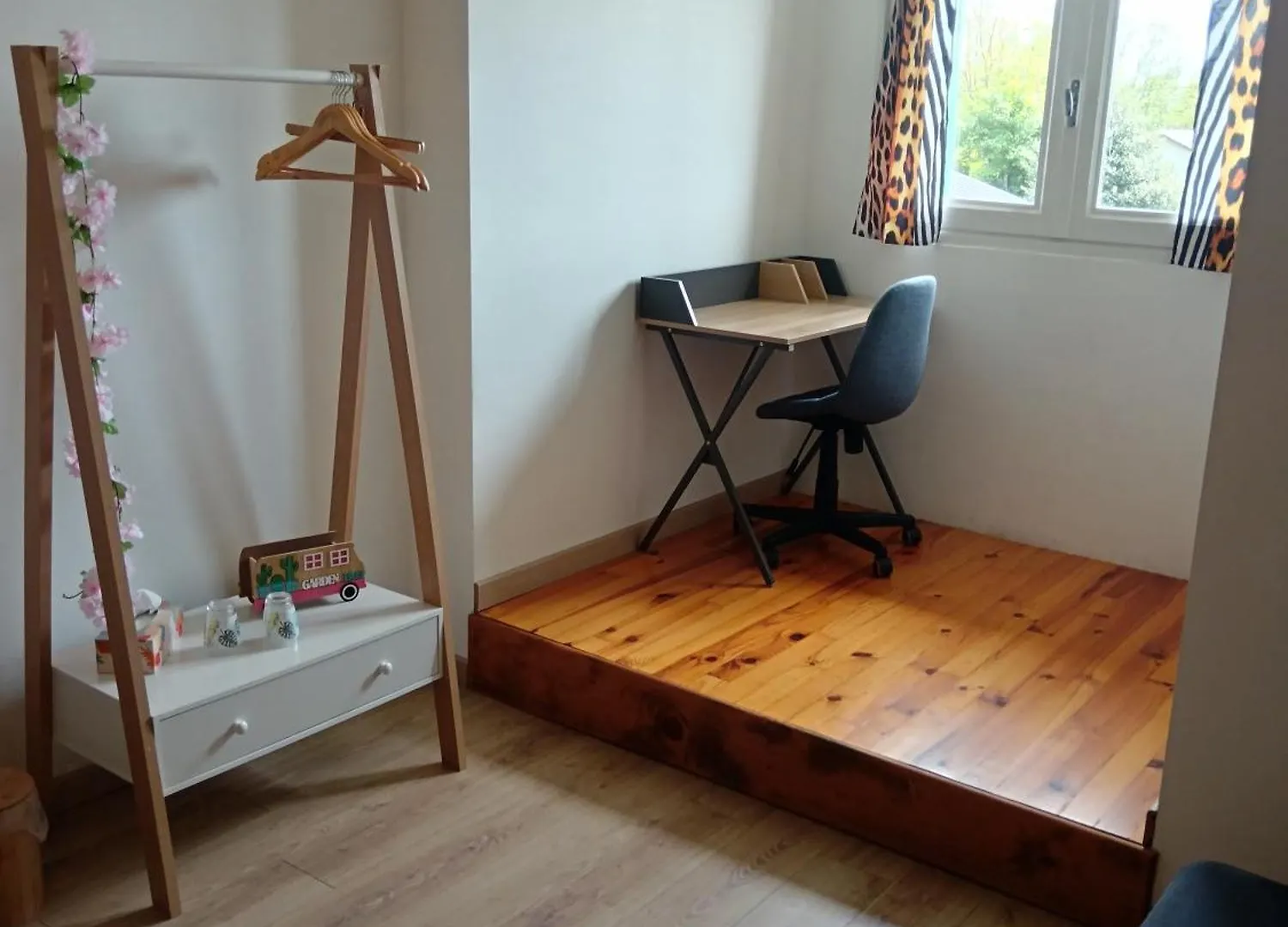 Chambres D'Hotes La Maison De Monsieur Chaussette Anglès Panzió