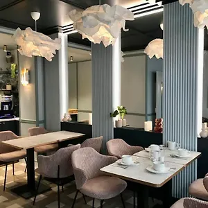 Amadeus Otel Paris