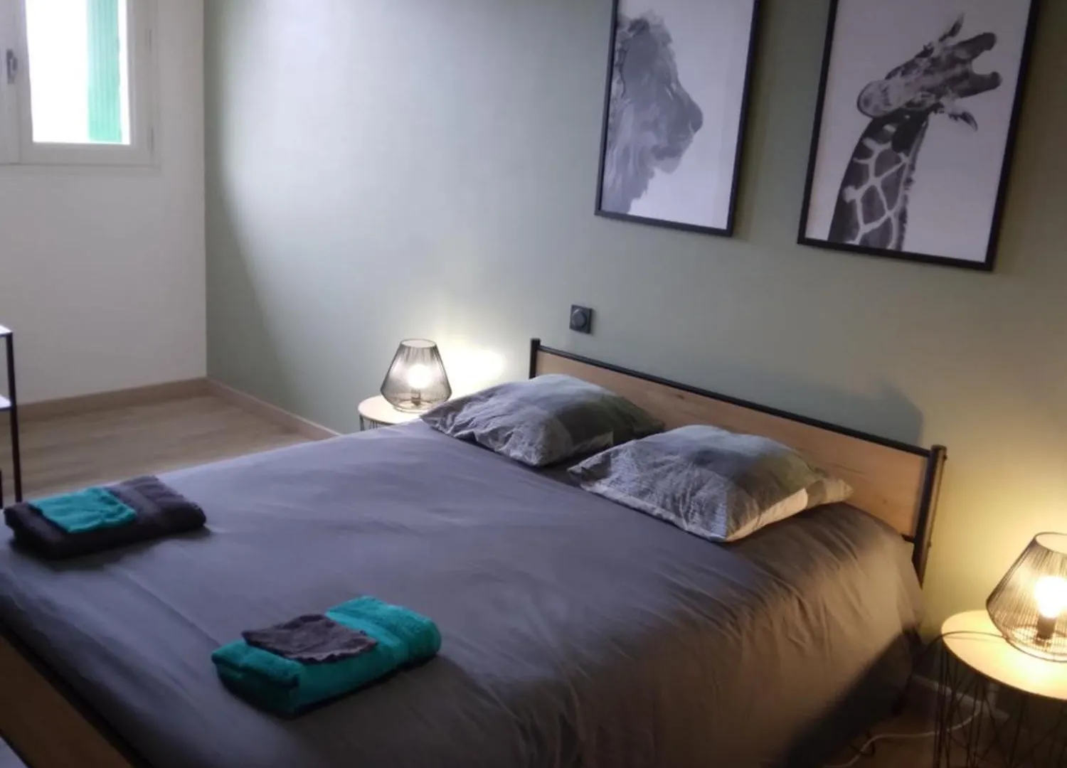 Oda ve Kahvaltı Chambres D'Hotes La Maison De Monsieur Chaussette Angles